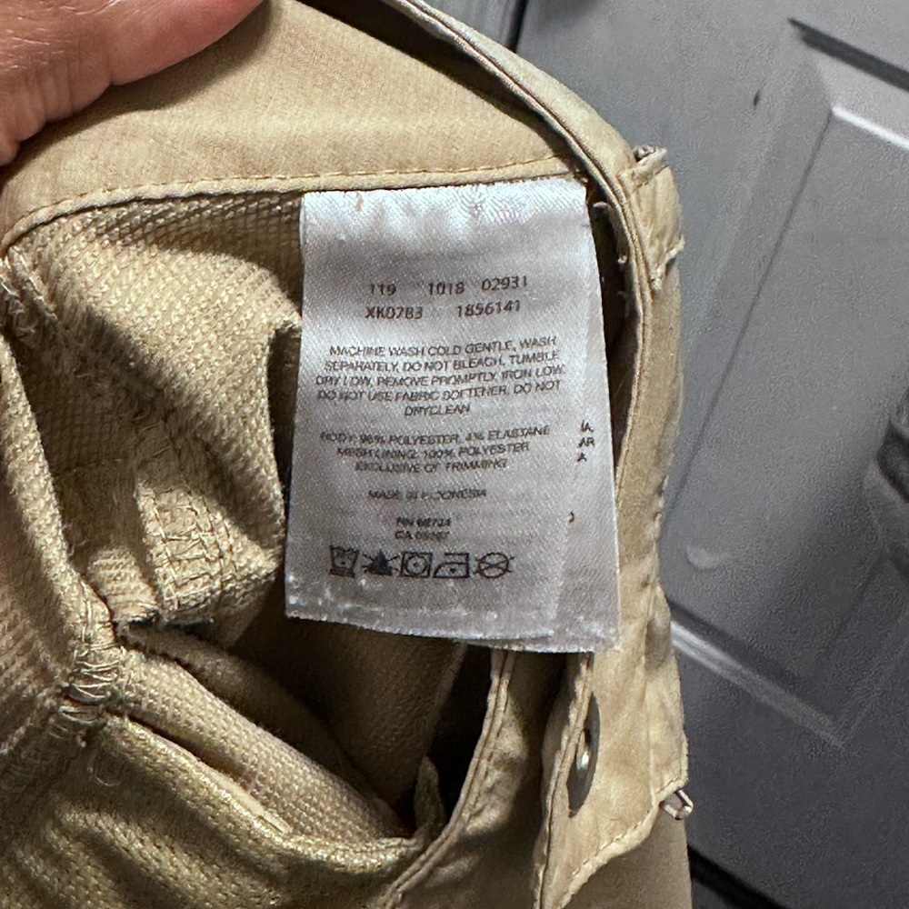 Columbia Tan Detachable Pants Wms Size 6 lightweight with Advanced Repellency - Picture 9 of 9